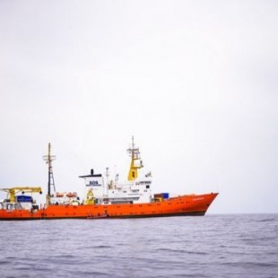 España ofrecerá a la ONU que el barco con 629 migrantes del Aquarius atraque en Valencia