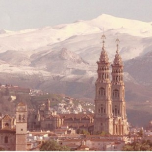 La imponente Catedral de Granada que diseñó Siloe y se quedó en 'torremocha'