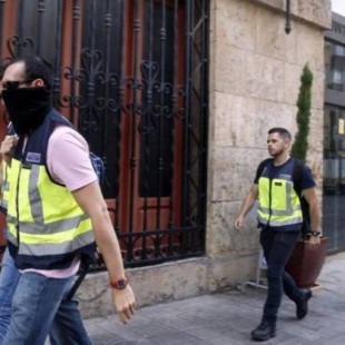 Rajoy ‘privatizó’ el registro de empresas destinado a la lucha contra el blanqueo para entregarlo a los registradores