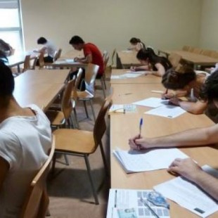 Una alumna valenciana logra sacar un 10 en todos los exámenes de las pruebas de acceso a la universidad