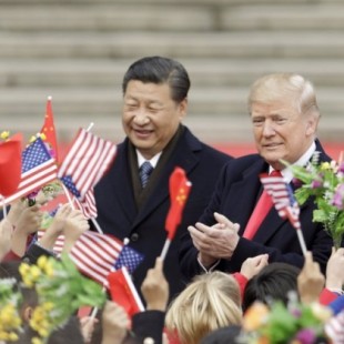 China impone aranceles del 25% a bienes norteamericanos por 50.000 millones