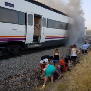 El tren que conecta Huelva y Madrid por Extremadura sufre un incendio