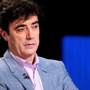 Tomás Fernando Flores, el crítico musical que echó de Radio 3 a Carne Cruda