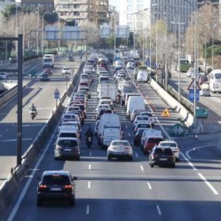 Madrid pagará el abono transporte a los conductores que den de baja un coche contaminante