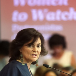 Carmen Calvo anuncia una ley para que las empresas tengan una presencia equilibrada de hombres y mujeres