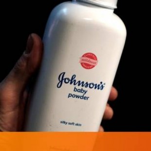 Johnson & Johnson, obligada a pagar 4.700 millones por más de 20 casos de cáncer