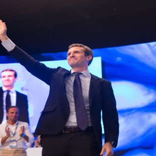 Pablo Casado amenaza con volver "a los años 80" en materias como el aborto y la Memoria Histórica