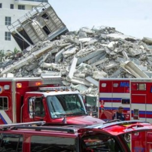 Al menos un herido al derrumbarse edificio en Miami Beach