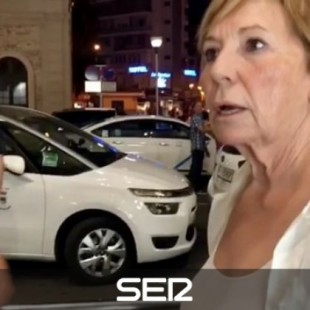 Celia Villalobos, víctima del paro del taxi: "¿cómo coño llego yo a Torremolinos?"