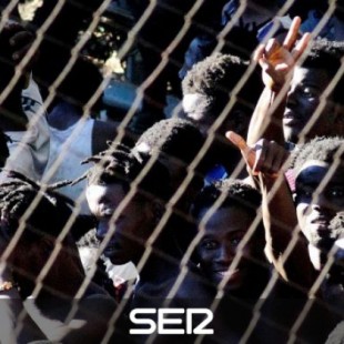 La respuesta del director de la Guardia Civil a Casado: "No hay millones de inmigrantes esperando a entrar"