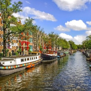 Amsterdam, ciudad sin ley por la noche a causa de las despedidas de soltero británicas [ENG]