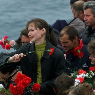 La página más negra en la historia de la Armada rusa: cómo naufragó el submarino Kursk 