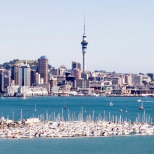Nueva Zelanda prohíbe vender casas a extranjeros: "Estamos hartos de ser inquilinos en nuestra tierra"