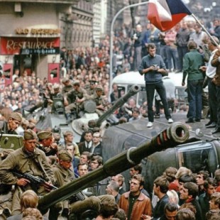 Galería de fotos: 50 años de la invasión soviética que acabó con la Primavera de Praga