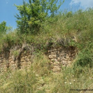 Descubierta una ermita románica desconocida en el pueblo ribagorzano de Obís