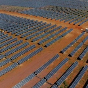 Parques eólicos y solares aumentarían lluvias en el Sahara