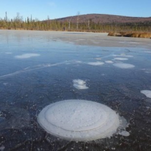 La NASA ha descubierto lagos árticos que burbujean con metano - y eso son muy malas noticias [ing]