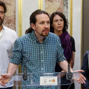 Pablo Iglesias no apoyará la reforma de Sánchez para suprimir aforados si deja fuera al Rey