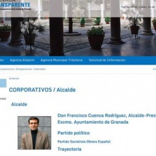 El alcalde de Granada muestra en su perfil de Transparencia un máster que no tiene