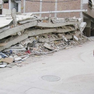 Embargado un matrimonio de pensionistas afectados por los terremotos de Lorca