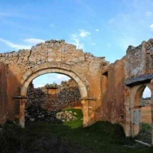 Expolian dos capiteles románicos de la ermita de Boós