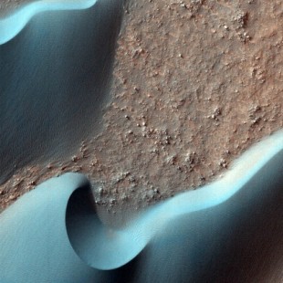 La NASA revela más de 2,000 fotos de Marte de cautivadora abstracción