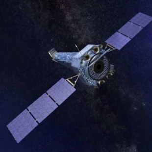 El observatorio de rayos X Chandra se apaga en órbita de improviso