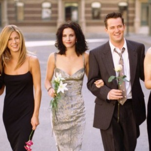 14 años después de su final, Friends genera 1.000 millones de dólares a Warner y 20 millones a cada protagonista al año