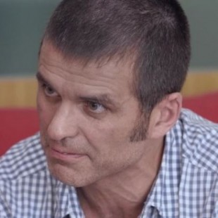 Carlos Martínez, enfermo de ELA, reivindica el derecho a la eutanasia: "Lo mío es una muerte en vida"