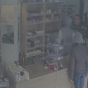 Ladrones en Bélgica arrestados después de que el dueño de la tienda les dijera que volvieran más tarde [ing]