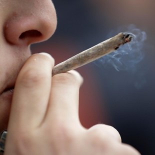 Corea del Sur promete arrestar a ciudadanos que fuman cannabis en Canadá [ing]