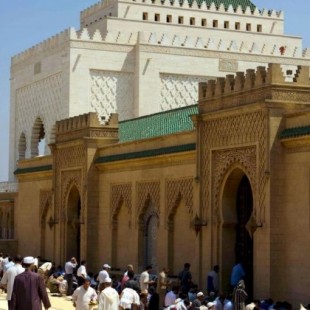 Marruecos anuncia por sorpresa que no cambia el reloj y mantiene el horario de verano
