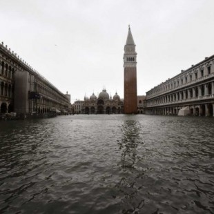 Inundación histórica en Venecia ¿Qué papel ha jugado el cambio climático en la destrucción? [EN]