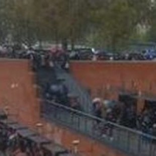 Desalojos en las estaciones de Atocha en Madrid y Sants en Barcelona