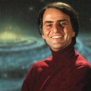 Carl Sagan y sus herramientas de pensamiento crítico para no ser víctima de engaños (ING)