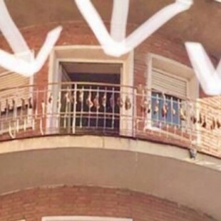 “Animales muertos” colgados en un balcón de Albacete