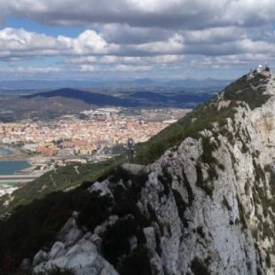 Acuerdo del 'brexit': Gibraltar subirá el tabaco, el alcohol y la gasolina, y los trabajadores podrán cruzar libremente