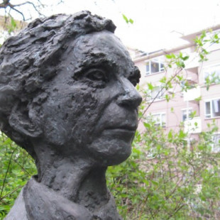 Bertrand Russell: una vida dedicada al conocimiento