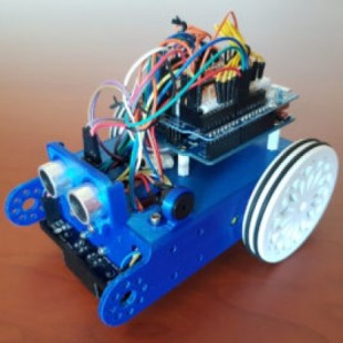 mClon : un robot educativo de bajo coste [GAL]