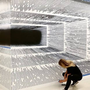 Este artista crea ilusiones ópticas increíbles usando simples líneas