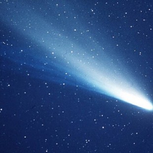 ¿Existen cometas tan grandes como la Luna?