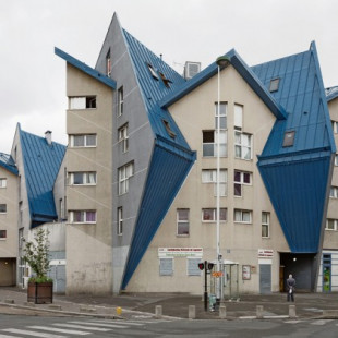 Arquitectura anónima y fantasía en la Francia brutalista. [eng]
