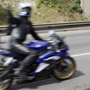 Un motorista multado con 19.000 euros tras ser cazado 125 veces por varios radares