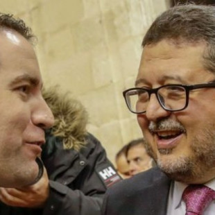Vox llega a un acuerdo con el PP para la investidura de Moreno en Andalucía