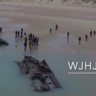 Emerge un submarino alemán de la I Guerra Mundial en una playa francesa