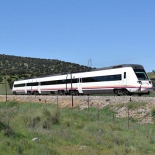 Un tren descarrila en el trayecto entre Madrid y Extremadura sin dejar heridos