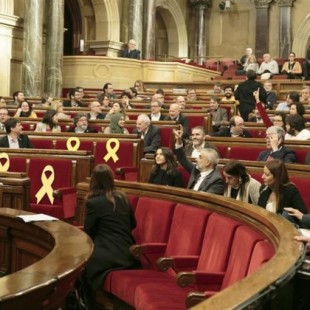 JxCat, ERC y PP rechazan en el Parlament subir el IRPF a las rentas de más de 120.000 euros