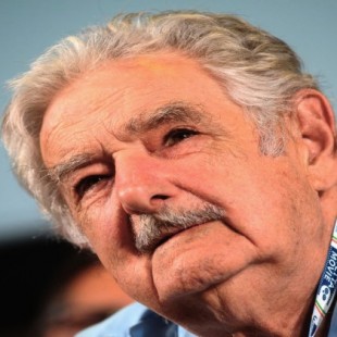Mujica: "Están sonando fuerte tambores de guerra en el Caribe" por Venezuela