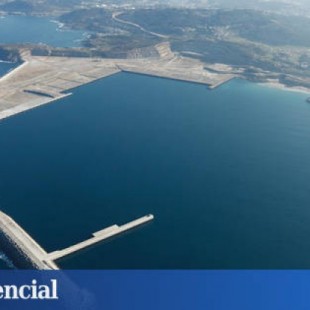 El Puerto Exterior de A Coruña, una obra faraónica que ha quedado para los percebes