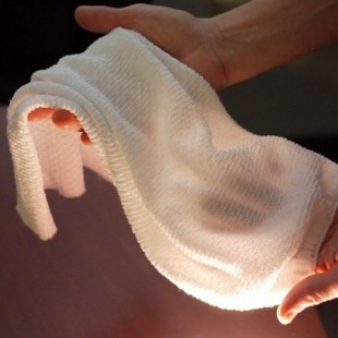 El futuro de la ropa: un tejido que se enfría cuando tenemos calor y se calienta cuando tenemos frío